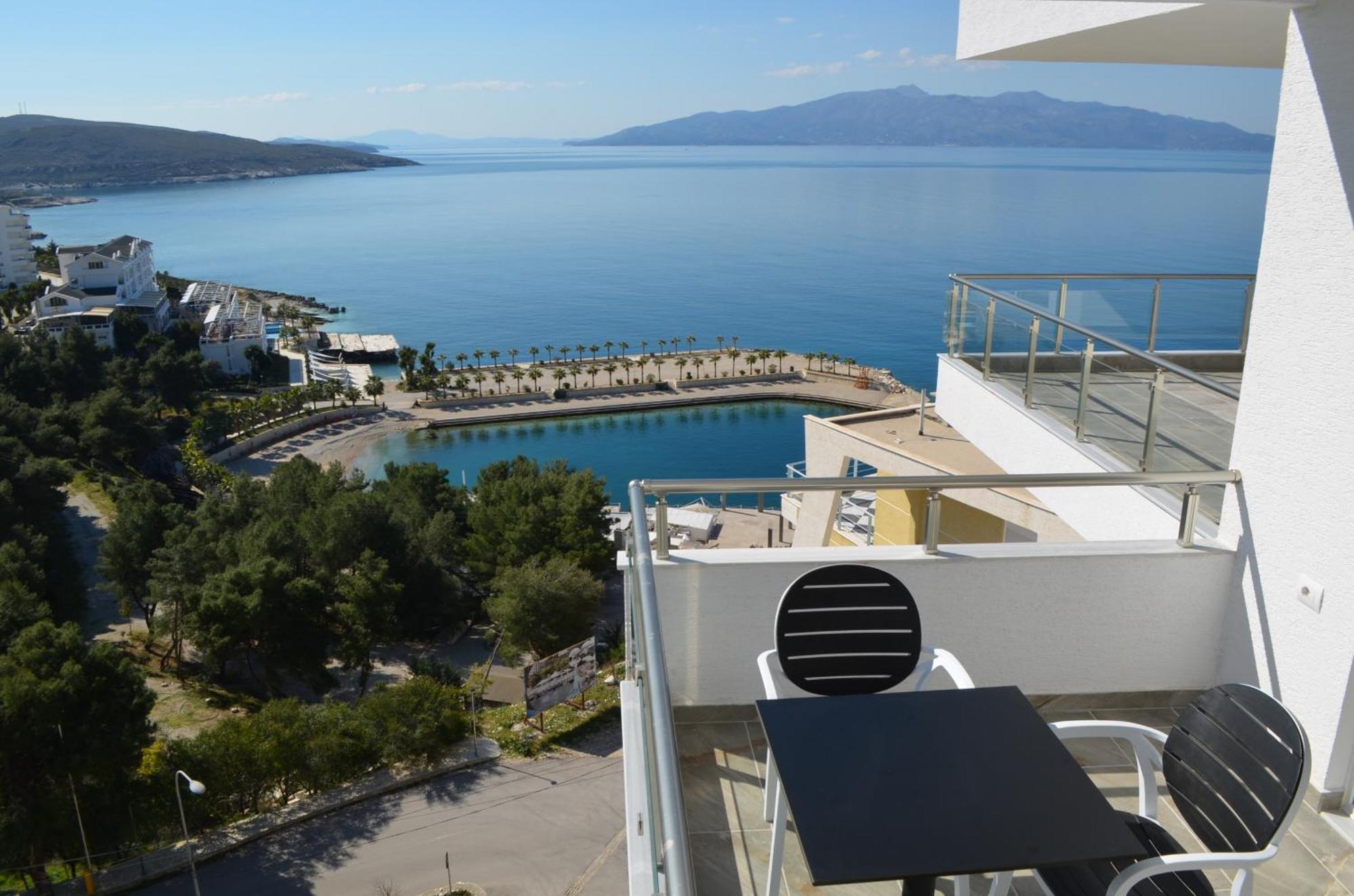 Brand New Apartments Sarandë 外观 照片