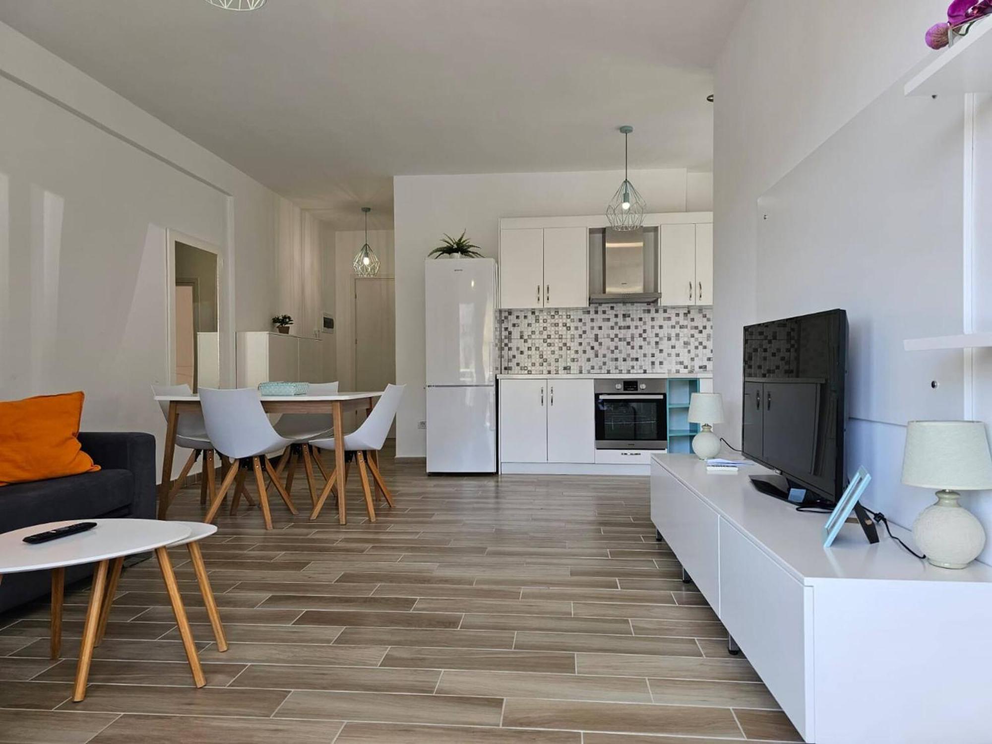 Brand New Apartments Sarandë 外观 照片