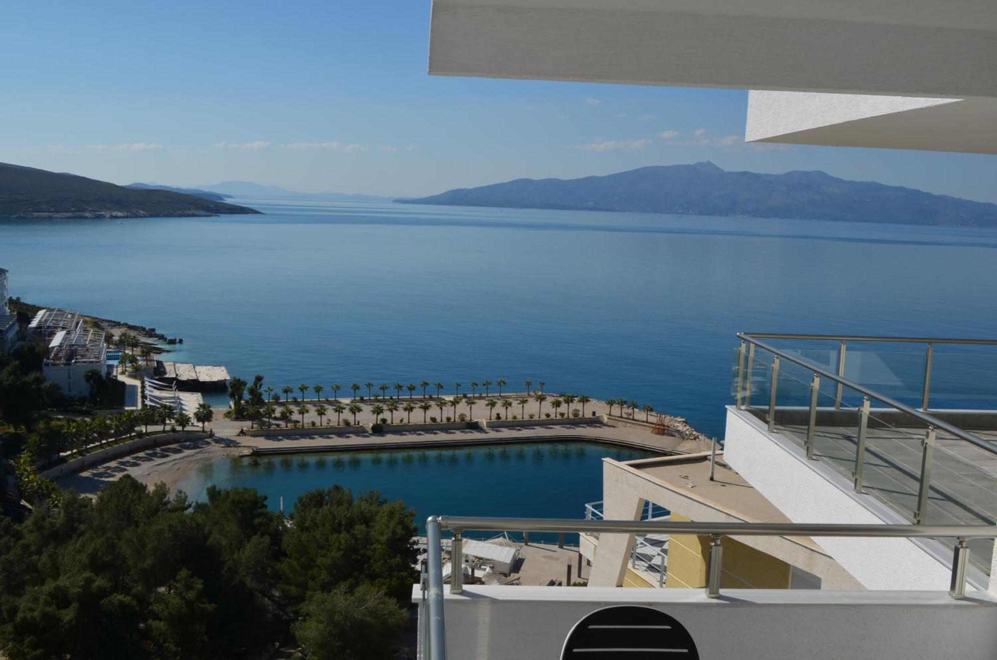 Brand New Apartments Sarandë 外观 照片